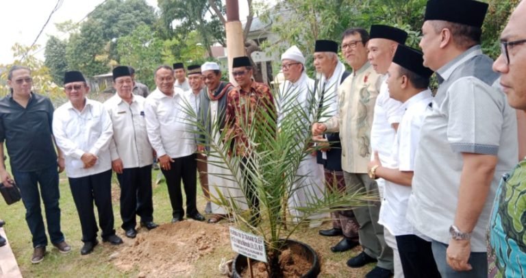 Kunjungan Menkopolhukam Mahfud MD ke Sumatera Utara,: Ketua Umum MUI Sumut Dr. H. Maratua Simanjuntak Usulkan Pembangunan Islamic Center di lahan Eks Bandara Polonia