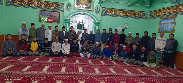 Tausyiah Ustadz Dr. Arso di Masjid Baiturrahim Pasca Salat Subuh Berjamaah