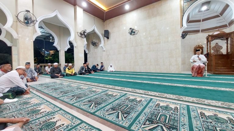 Kuliah Subuh Silaturahim Ulama MUI Sumut “Tujuh Kekuatan Besar Harus Jadi Milik Umat”