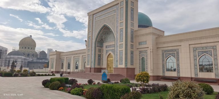 Fakta Unik Negara Uzbekistan