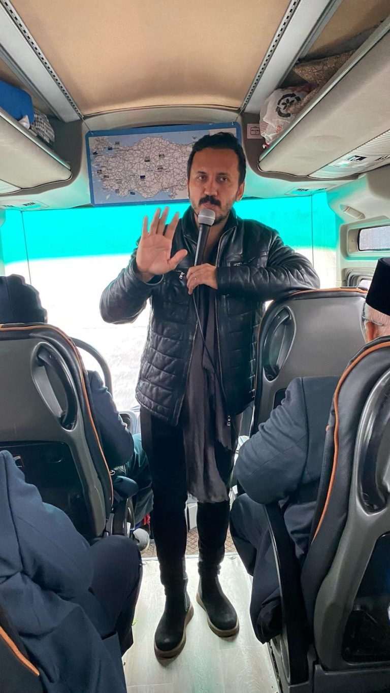 Rombongan MUI Sumut Ditemani Guide Profesional Yusuf dalam Kunjungan Sejarah ke Turki