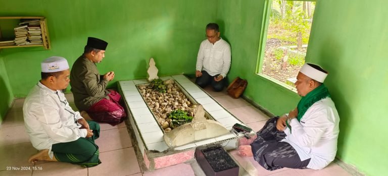 Tim Infokom MUI Sumut Berziarah ke Makam Khalifah Lobe Jabal di Padang Lawas Utara