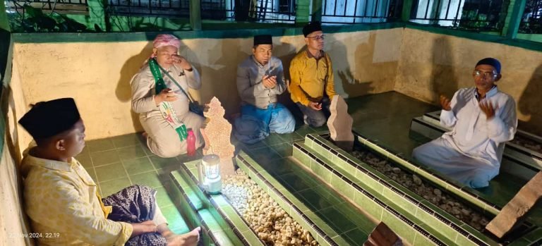 Tim Infokom MUI Sumut Kunjungi Makam Syekh Muhammad Nur Hasibuan di Sigorbus Jae, Padang Lawas