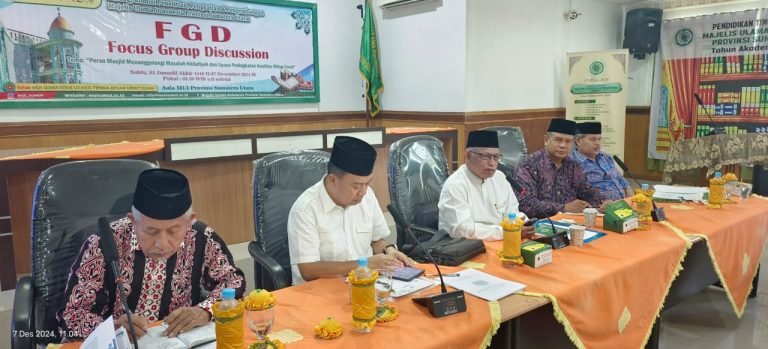 Prof. Fachruddin sampaikan Laporan Penelitian Peran Masjid Menanggulangi Masalah Khilafiyah dan upaya Meningkatkan Kualitas Hidup