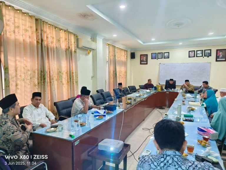 Komisi Fatwa MUI Sumut Gelar Sidang Sertifikasi Halal: 71 Produk dari 6 Pelaku Usaha Mikro Ditetapkan Halal