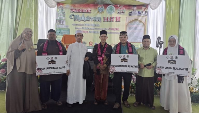 Tiga Dai dan Satu Alumni PTKU MUI Sumut Terima Hadiah Umrah pada Puncak Muharram 1447 H