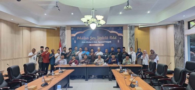 Pelatihan Juru Sembelih Halal: Meningkatkan Kualitas dan Kehalalan Daging di Sibolga