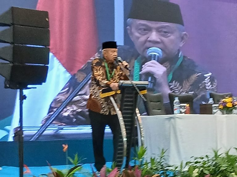 Buya Anwar Abbas Sampaikan Materi Strategis pada Hari Kedua Munas XI MUI