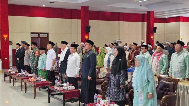 Ketua Umum MUI Sumut Kukuhkan Dewan Pimpinan MUI Tapanuli Selatan Periode 2025–2030