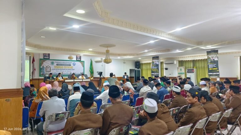 Seminar Nasional Penguatan Ekonomi dan Bisnis Umat, MUI Sumut Dorong Kemandirian dan Kebangkitan Ekonomi Umat