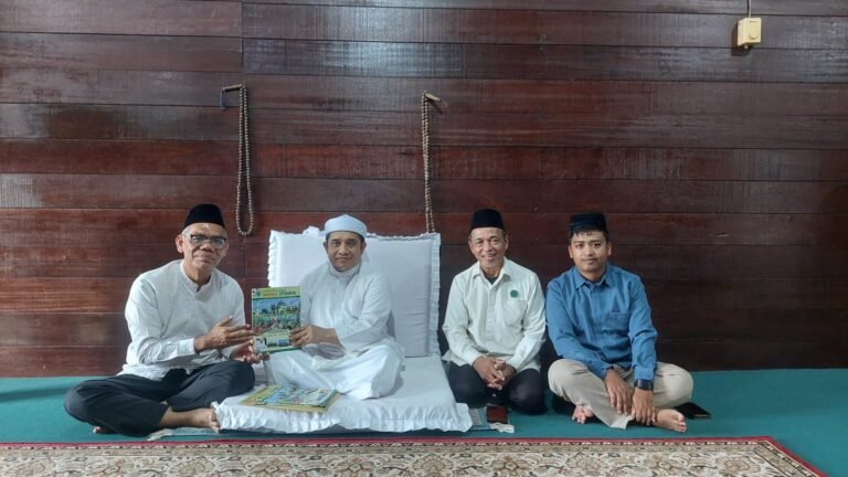 Tim Media Ulama MUI Sumut Mendistribusikan Majalah Media Ulama ke Tuan Guru Babussalam, Pesantren Nuur Radhiyah, dan UMKM Dodol Pak UL