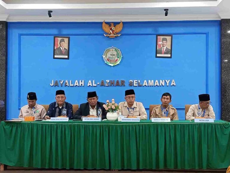 Bidang/Komisi KAUB MUI Sumut Gelar Pembinaan Islam Wasathiyah bagi Pelajar SMA Unggulan Al-Azhar Medan